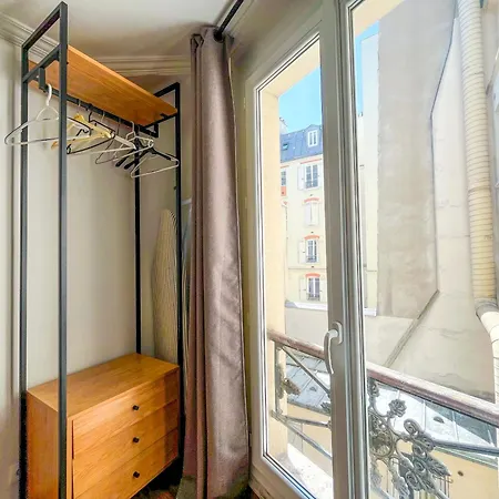 142 - Urban Pretty Flat In Montorgueil *