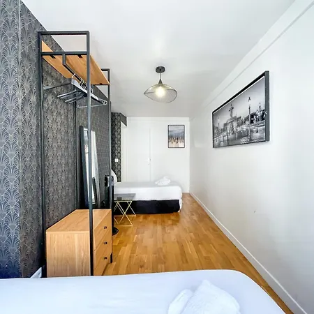 142 - Urban Pretty Flat In Montorgueil Paris